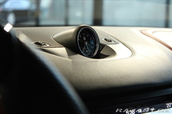 Maserati Levante SQ4 GranLusso ACC/Pano/B& 2017