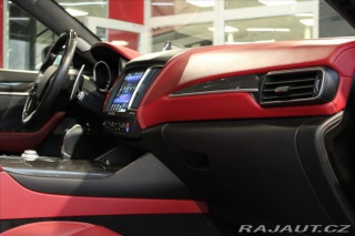 Maserati Levante SQ4 GranLusso ACC/Pano/B& 2017