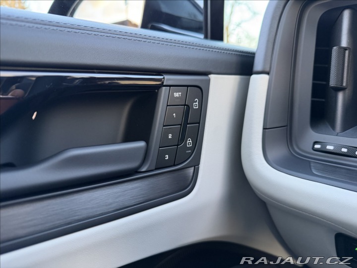 Porsche Cayenne E3 II Coupe Black Edition 2026