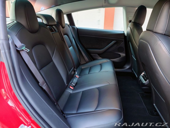 Tesla Model 3 Long Range Dual Motor 366 2021