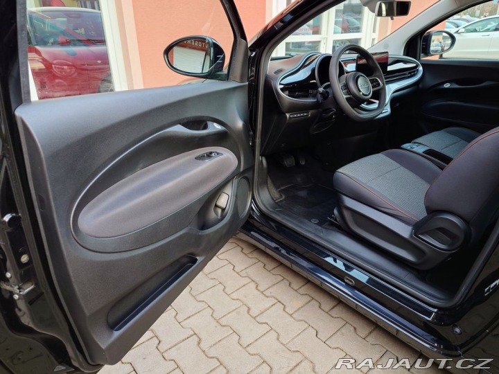 Fiat 500e 42 kWh 87 kW (ODPOČET DPH 2022