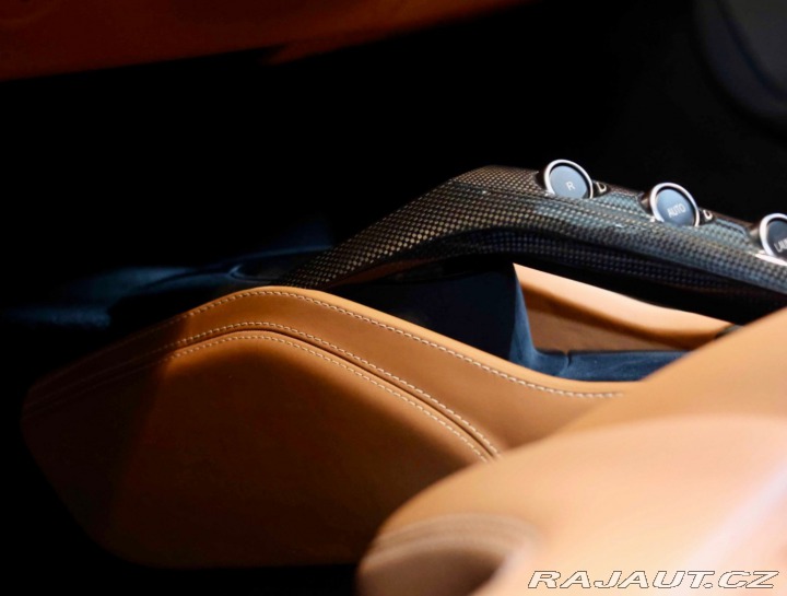 Ferrari 488 GTB HELE | Rosso Fuoco - 2018