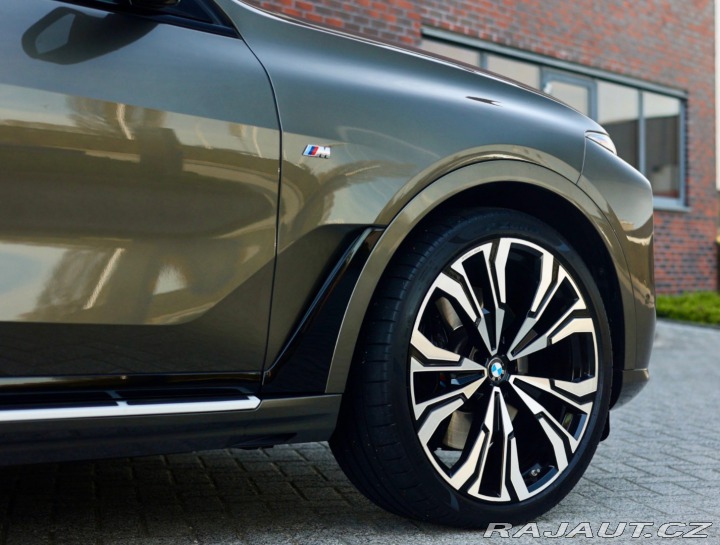 BMW X7 xDrive 40i mHEV A/T 2023