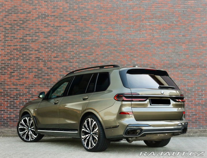 BMW X7 xDrive 40i mHEV A/T 2023