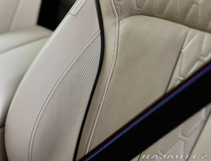 BMW X7 xDrive 40i mHEV A/T 2023