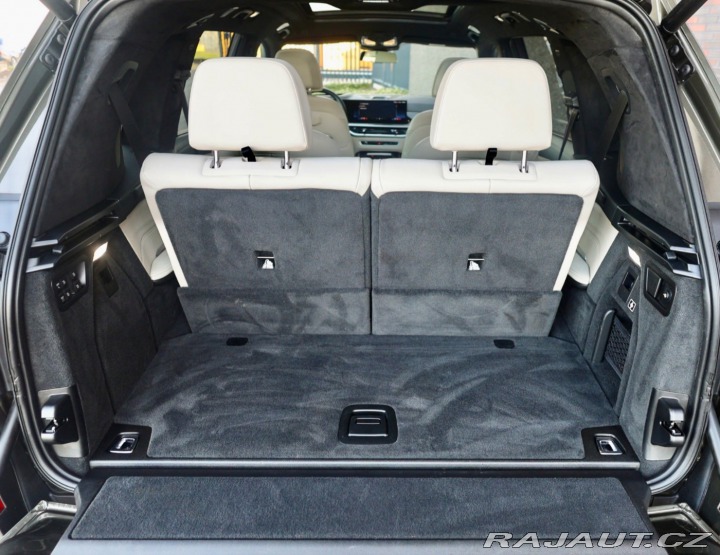 BMW X7 xDrive 40i mHEV A/T 2023