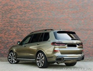 BMW X7 xDrive 40i mHEV A/T 2023