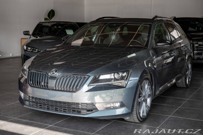 Škoda Superb Combi  2.0 TSI Sportline