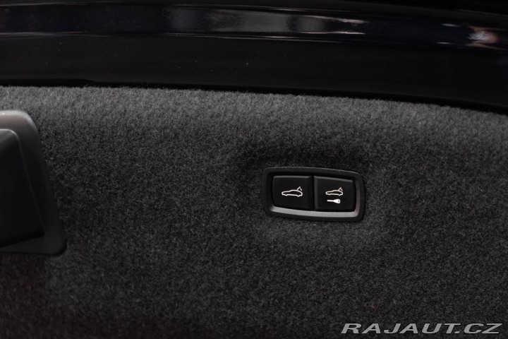 Porsche Taycan Turbo S 2020