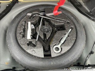 Volvo V70 2,4 D5 AWD Momentum, odp. 2008