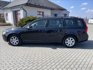 Volvo V70 2,4 D5 AWD Momentum, odp. 2008