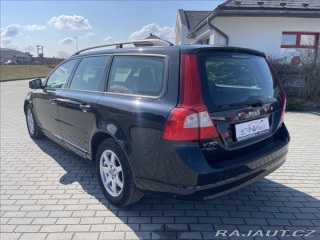 Volvo V70 2,4 D5 AWD Momentum, odp. 2008