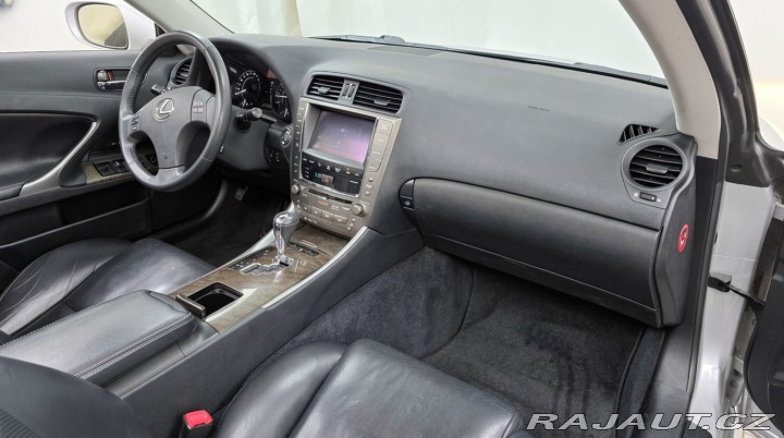 Lexus IS 250 CONVERTIBLE 2010