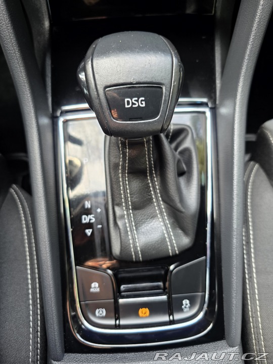 Škoda Karoq Karoq SPORTLINE 1.5 TSI D 2021