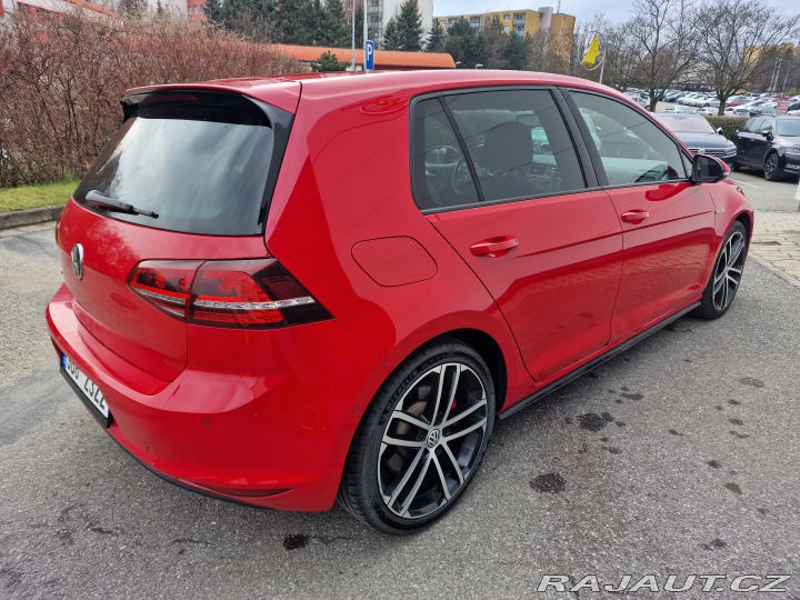 Volkswagen Golf GTD 2014