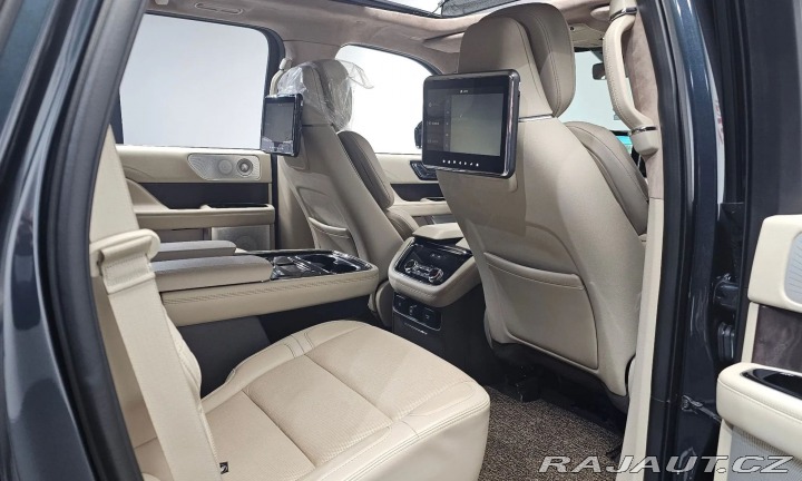 Lincoln Navigator 3.5 L 2021