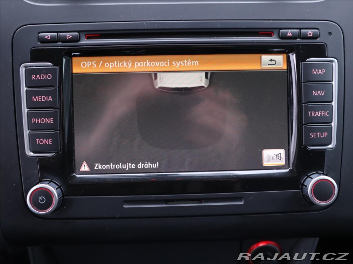 Volkswagen Touran 1,4 TSI 103kW Highline Na 2010