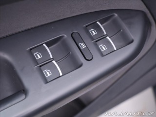 Volkswagen Touran 1,4 TSI 103kW Highline Na 2010