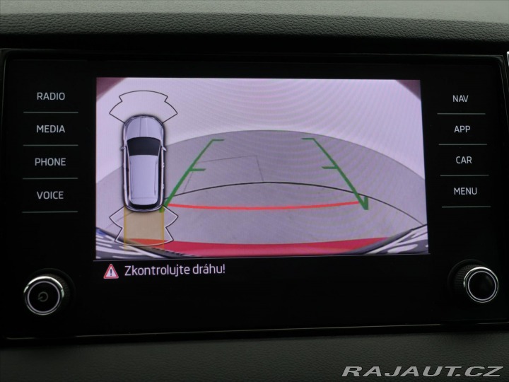 Škoda Karoq 2,0 TDI 110kW DSG 4x4 Sty 2022