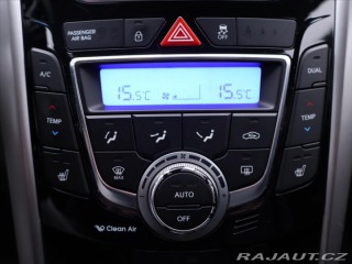 Hyundai i30 1,6 CRDi 81kW Automat CZ 2014