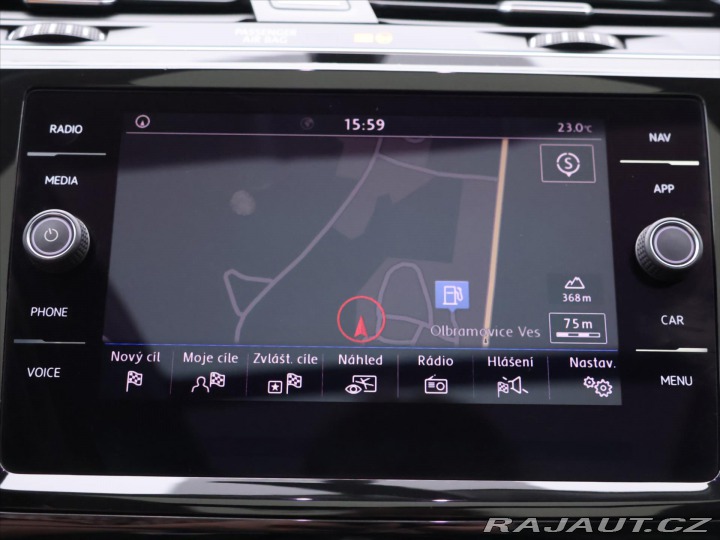 Volkswagen Touran 1,8 TSI DSG R-line LED Pa 2017