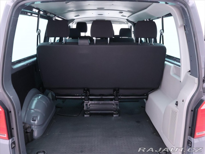 Volkswagen Transporter 2,0 TDI 110kW DSG 8-Míst 2018