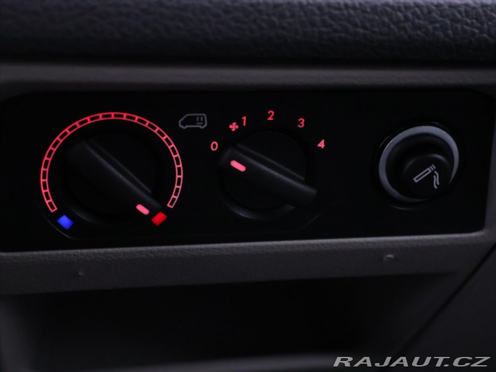 Volkswagen Transporter 2,0 TDI 110kW DSG 8-Míst 2018