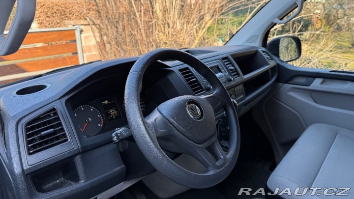 Volkswagen Transporter 2,0 T6 TDi 2015