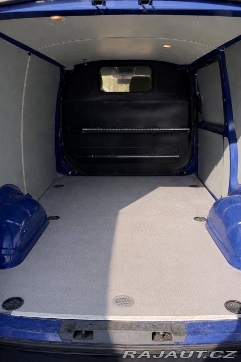 Volkswagen Transporter 2,0 T6 TDi 2015