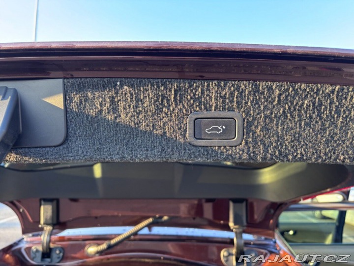 Volvo XC70 2,4   AWD, td, 133 kw, 4x 1800