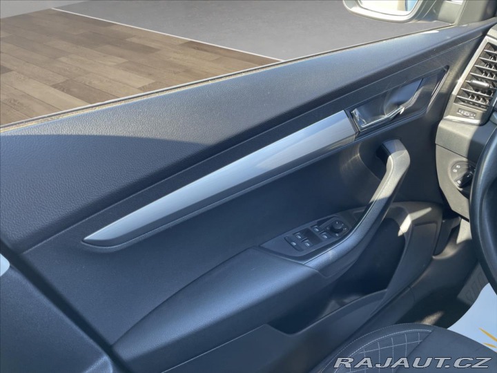 Škoda Karoq 2,0 TDi DSG 4x4 LED*Navi* 2021