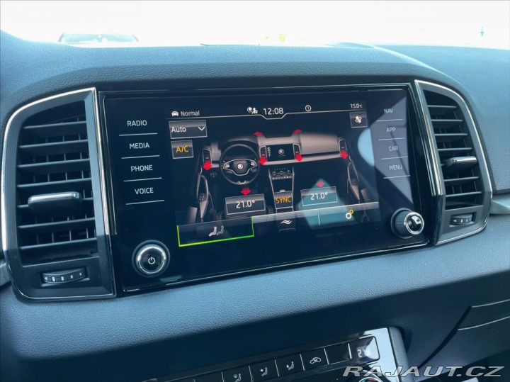 Škoda Karoq 2,0 TDi DSG 4x4 LED*Navi* 2021