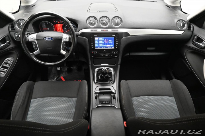 Ford S-MAX 2,0 TDCi 103 kW NAVI Výhř 2012