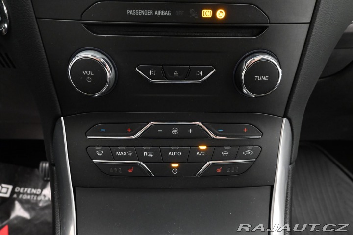 Ford S-MAX 2,0 TDCI 140 kW AT8 Záruk 2019