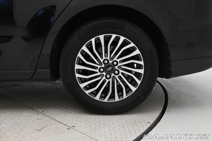 Ford S-MAX 2,0 TDCI 140 kW AT8 Záruk 2019