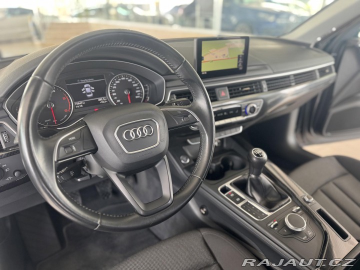 Audi A4 2,0TDI*MatrixLED*Navigace 2017
