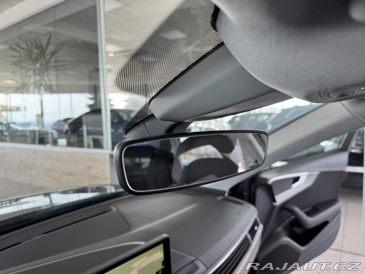 Audi A4 2,0TDI*MatrixLED*Navigace 2017