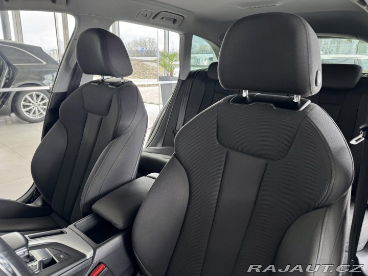 Audi A4 2,0TDI 140kW*Matrix*REZER 2017