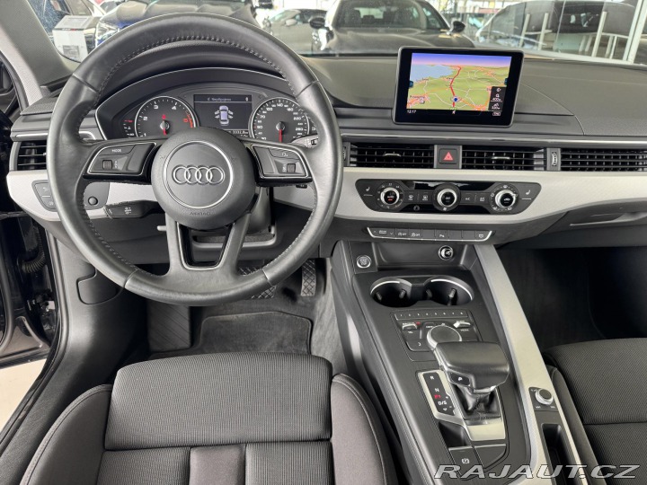 Audi A4 2,0TDI 140kW*MatrixLED*Ta 2017