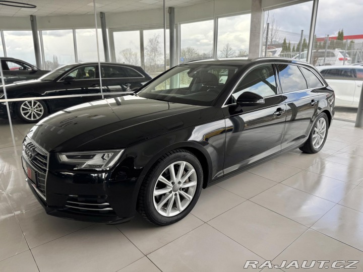 Audi A4 2,0TDI 140kW*Matrix*REZER 2017