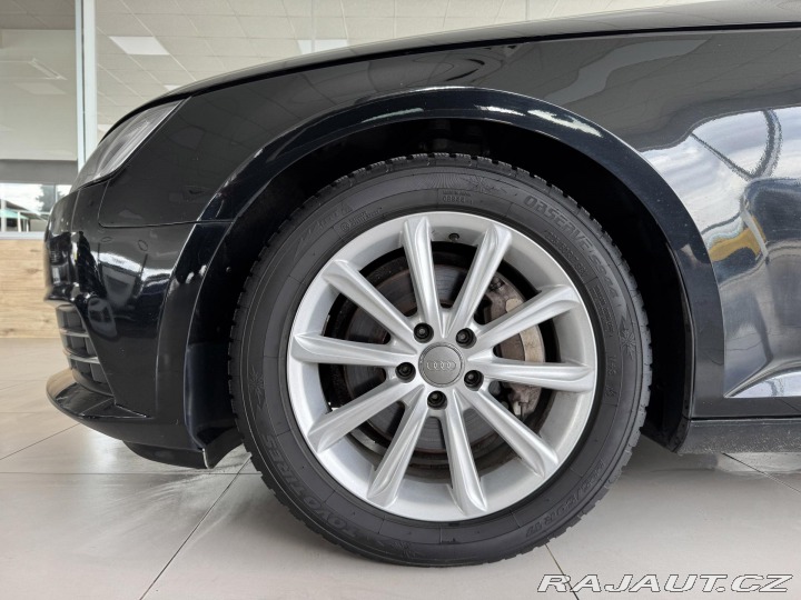 Audi A4 2,0TDI 140kW*Matrix*REZER 2017