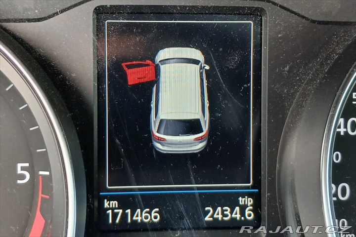 Volkswagen Passat 2,0 TDI 110 kW DSG VŮZ PŘ 2022