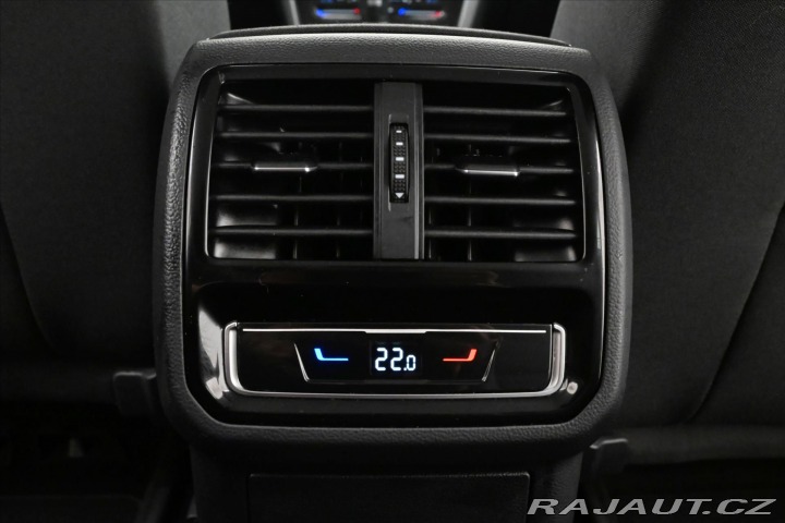 Volkswagen Passat 2,0 TDI 110 kW DSG BUSINE 2022