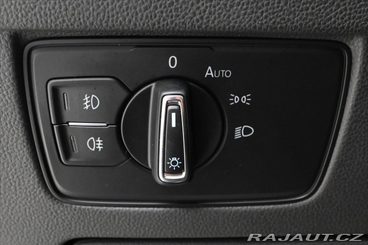 Volkswagen Passat 2,0 TDI 110 kW DSG BUSINE 2022