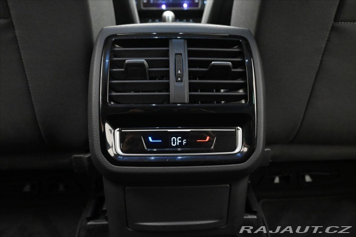 Volkswagen Passat 2,0 TDI 110 KW DSG BUSINE 2023