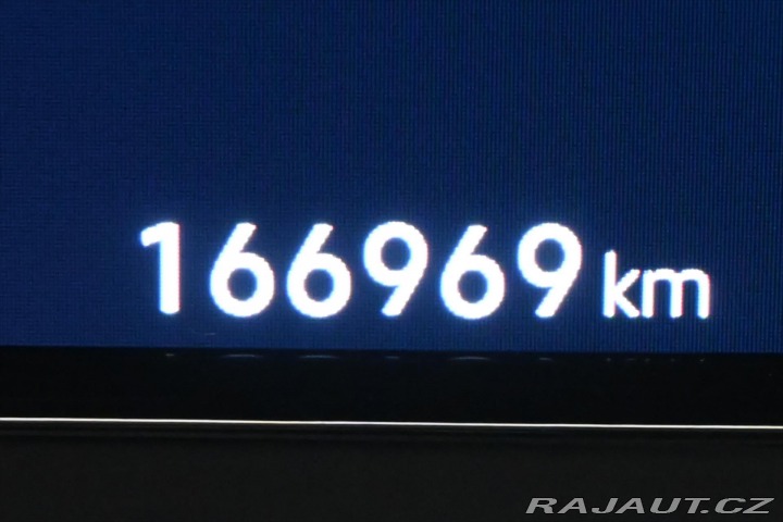 Volkswagen Golf 2,0 TDI 110 KW DSG Life Z 2022