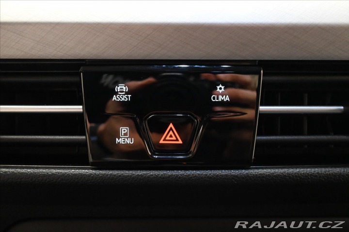 Volkswagen Golf 2,0 TDI 110 KW DSG Life Z 2022