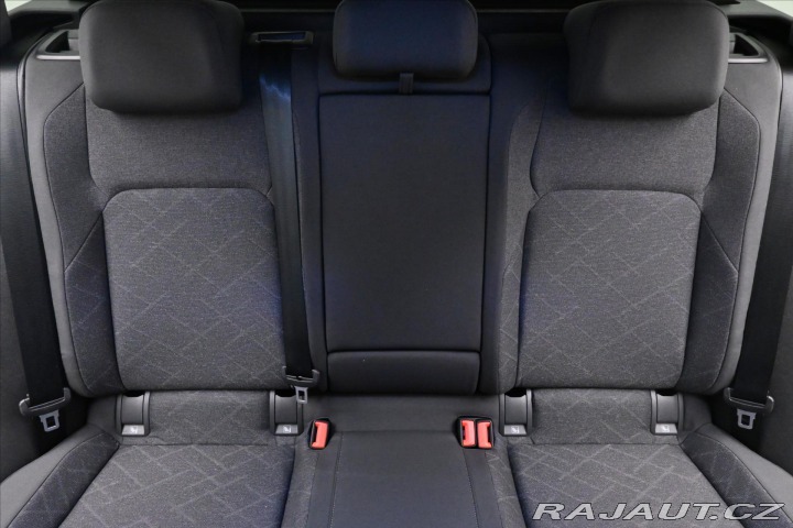 Volkswagen Golf 2,0 TDI 110 KW DSG Life Z 2022