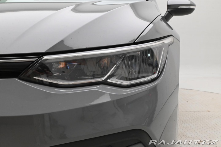 Volkswagen Golf 2,0 TDI 110 KW DSG Life Z 2022