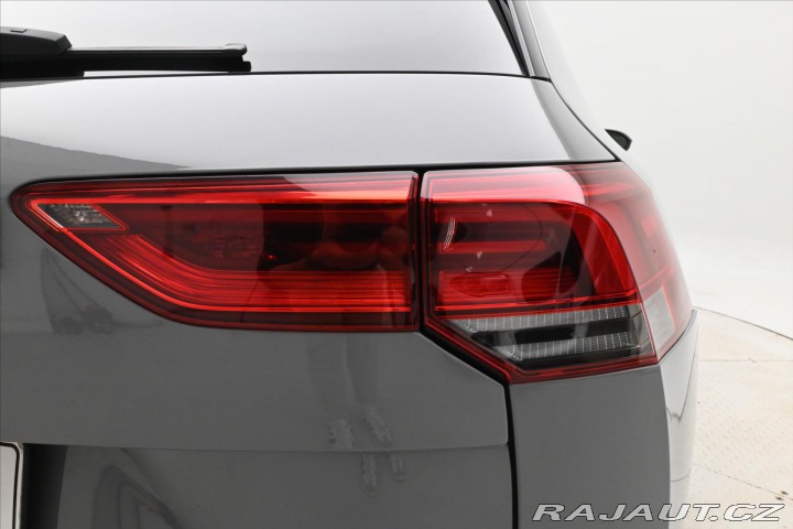 Volkswagen Golf 2,0 TDI 110 KW DSG Life Z 2022